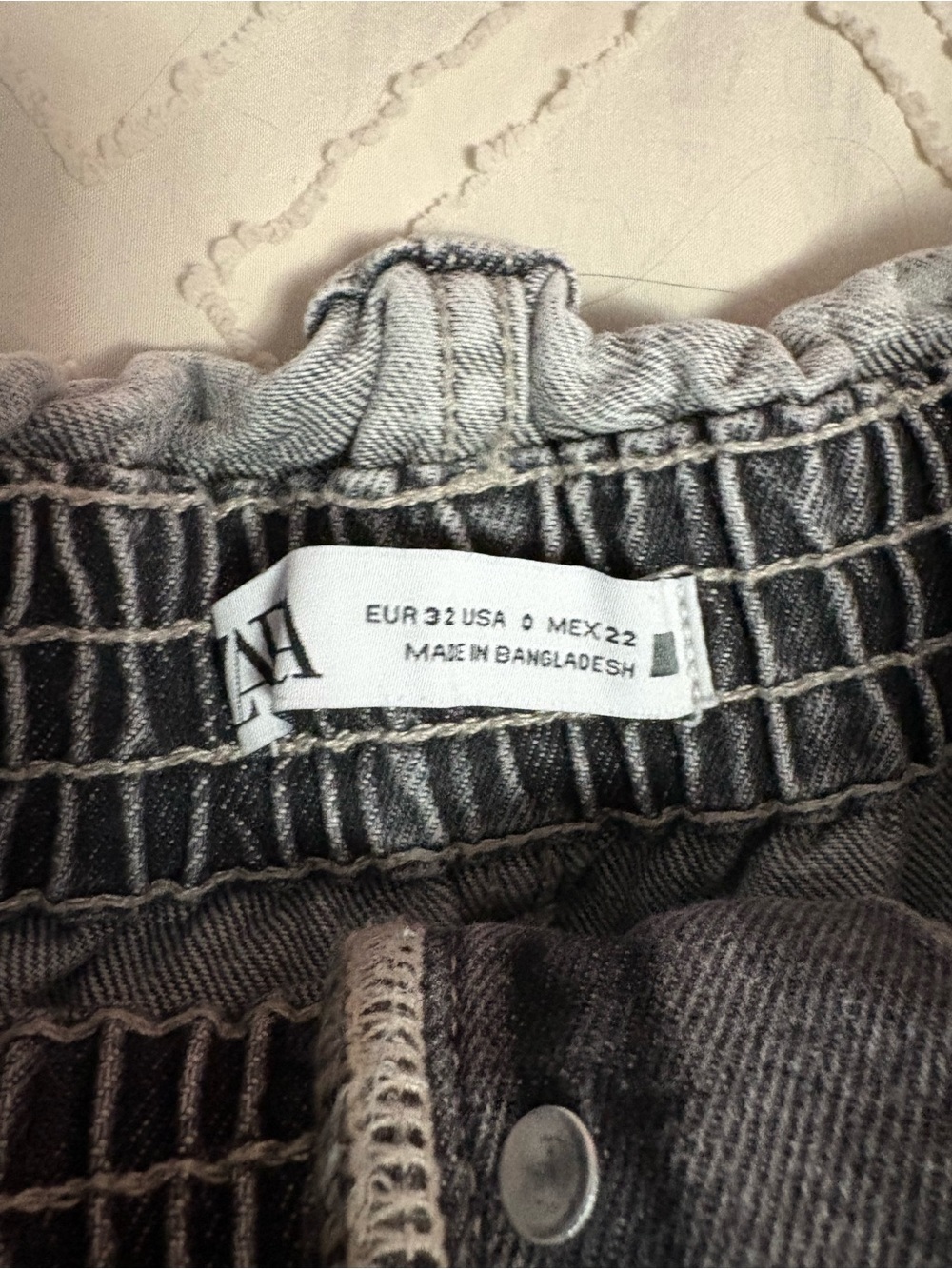 High-Waist Washed Gray Denim Paperbag Shorts - Picture 5 of 5